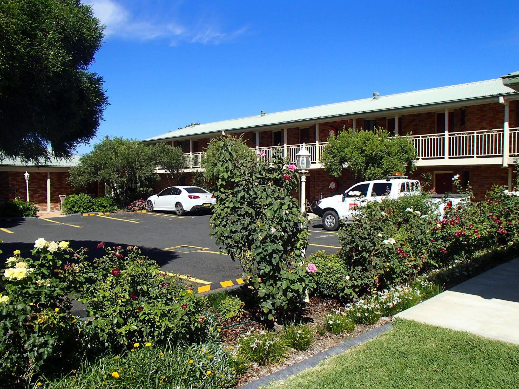 Scone Motor Inn & Apartments Exterior photo
